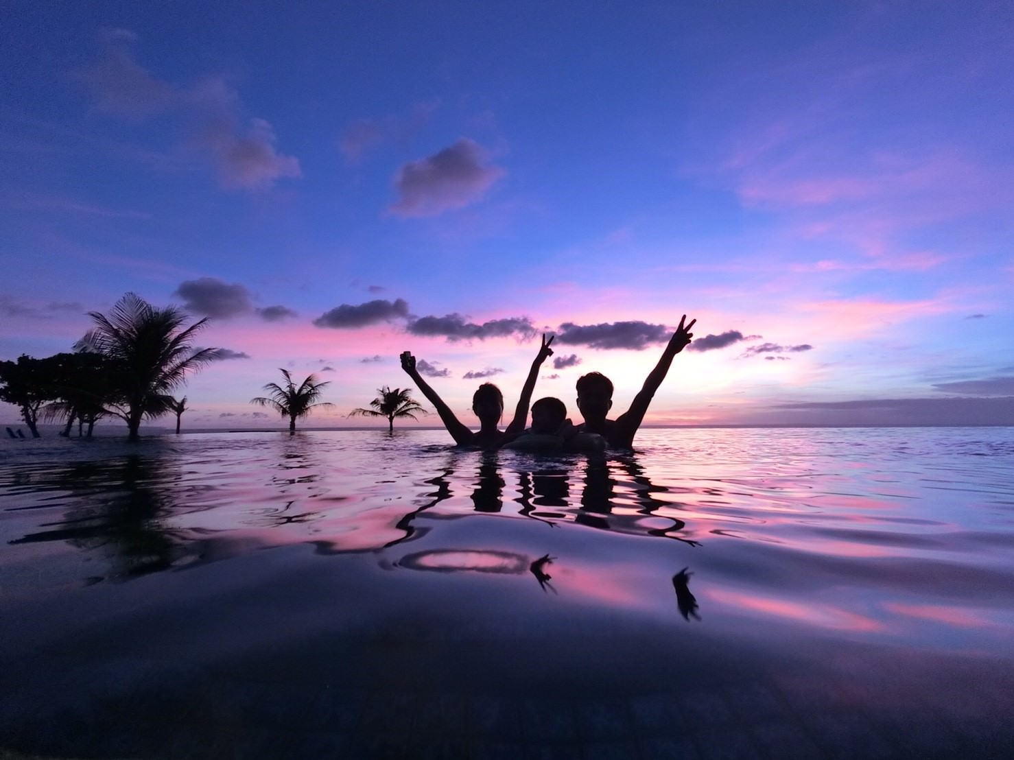 峇里島「Alila seminyak Bali」❤️享受時尚奢華卻沒有距離感的完美旅程 ❤️無敵夕陽美景和無邊界泳池讓人難忘🏖️🏖️🏖️