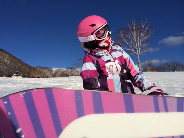 第一次滑雪就上手….原來一切都是真的♥愛愛的北海道Niseko滑雪日記♥♥♥附上爆笑摔跤影片全集))))