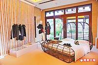 Ritz-Carlton渡假村的Villa房間大床展示早春新品。